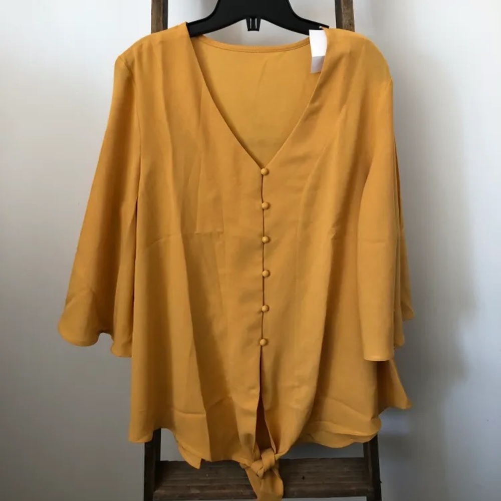 NWOT blouse